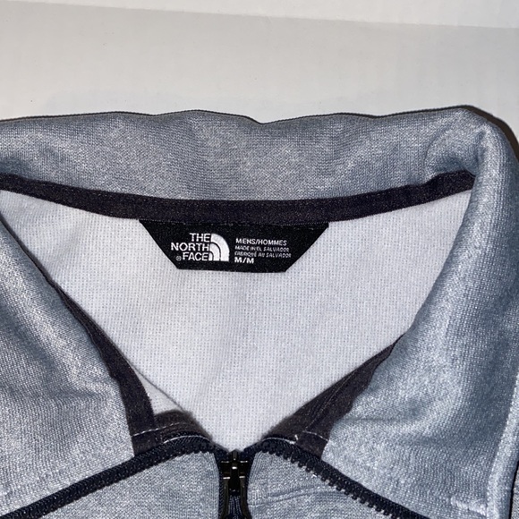 The North Face Men’s Medium Half Zip Long Sleeve Pullover Sweatshirt Jacket - Picture 2 of 4
